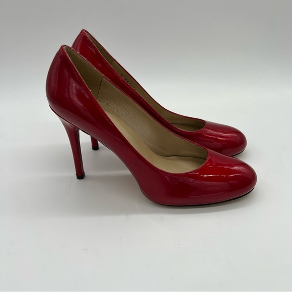 Stuart Weitzman Red Patent Leather Pumps Size 9.5 N - Picture 8 of 13